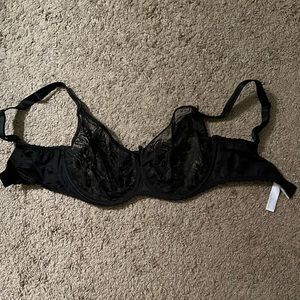 Women’s black bra